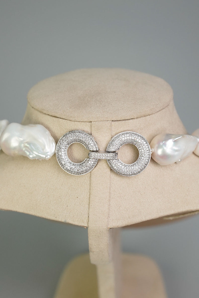 Baroque Pearl Choker Necklace in White Kultura Filipino Support Local