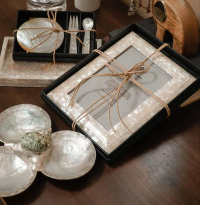 Gifts for Your Wedding Entourage and Guests