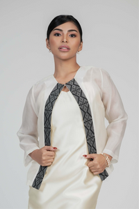 Women's Clarita Cocoon Silk Blazer in Black Yakan