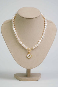 High Quality Freshwater Pearl Necklace with Clover Letter Pendant