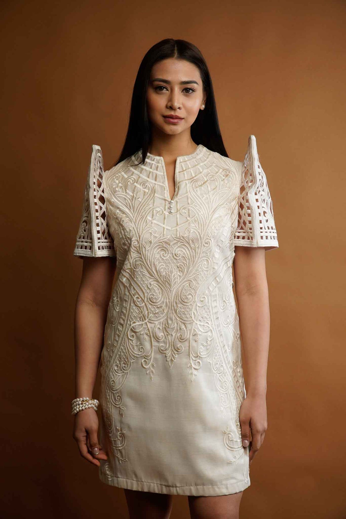 Women's Embroidered Dress in White S Women's Embroidered Dress in White S