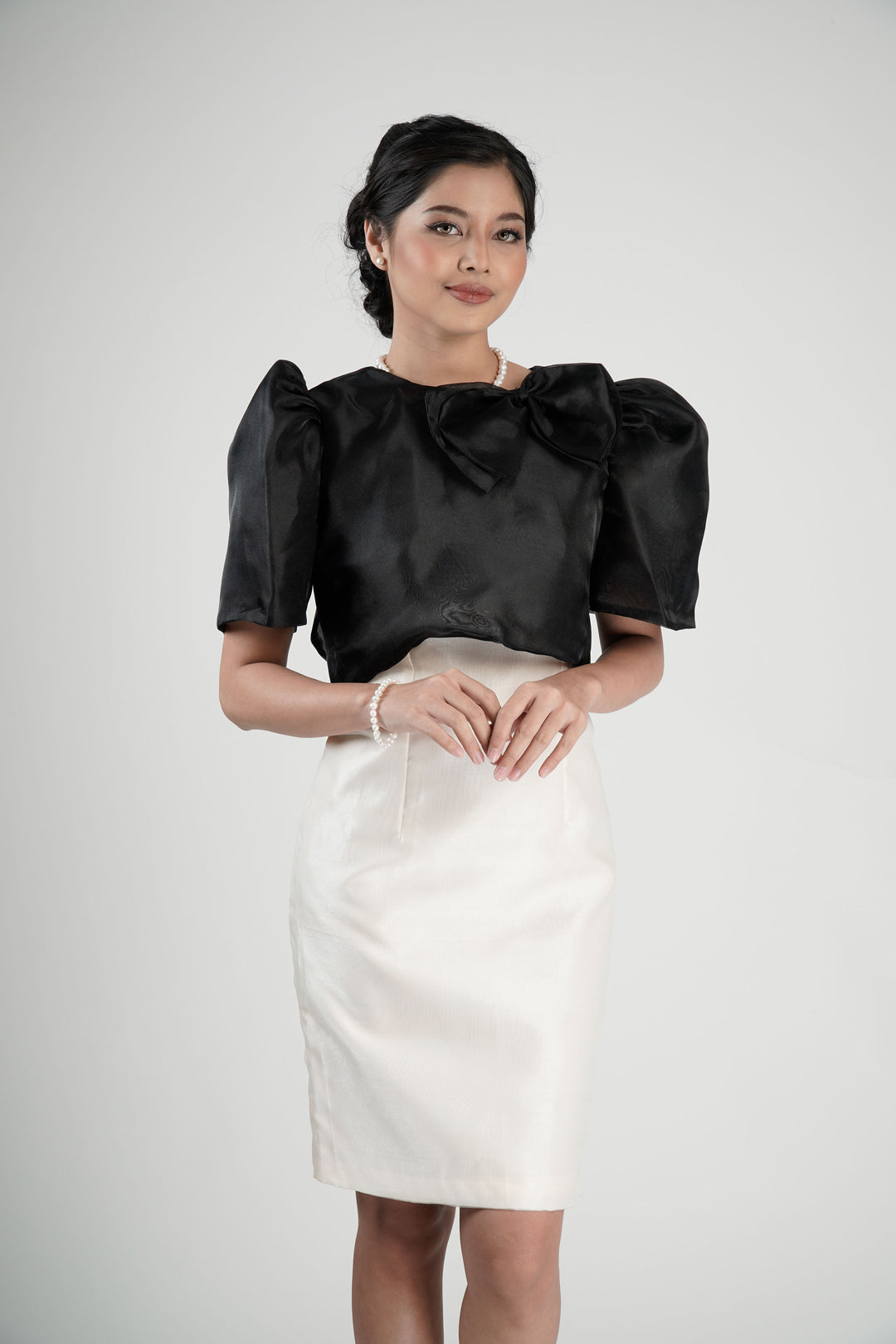 Women's Filipiñiana Leda Puff Blouse in Black | Kultura Filipino – Kultura  Filipino