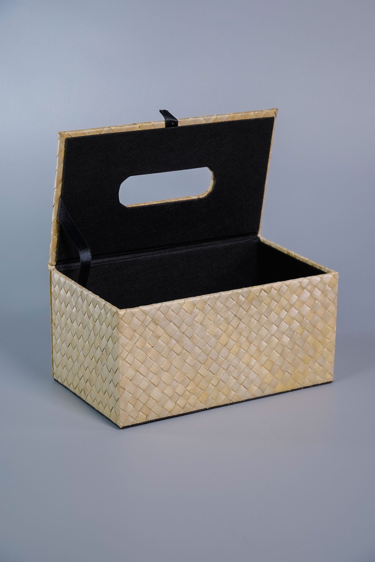 Bleached Banig Rectangular Tissue Holder – Kultura Filipino | Support Local